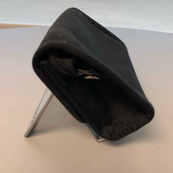 Burberry EUC make-up bag with mirror - Picture 4 of 11